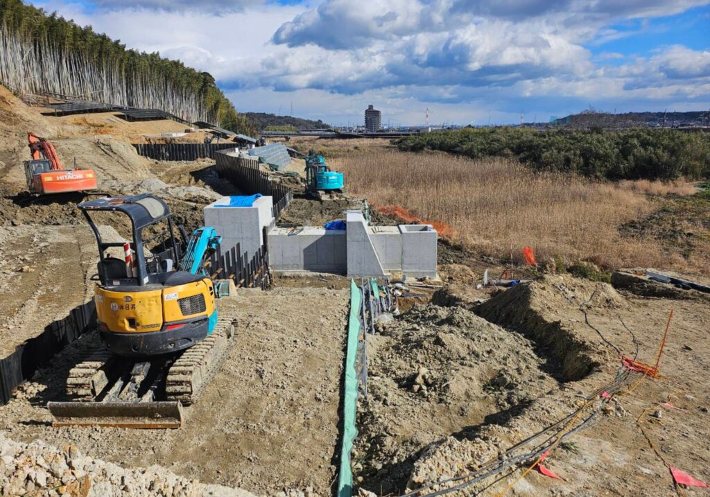三重県 鈴鹿市 建設会社 土木 造成工事 公共工事 下水道工事 基礎工事 外構工事 河川海岸工事 橋梁工事 ダム工事 トンネル工事 砂防工事 宅地造成