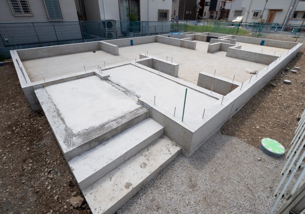 三重県 鈴鹿市 建設会社 土木 造成工事 公共工事 下水道工事 基礎工事 外構工事 河川海岸工事 橋梁工事 ダム工事 トンネル工事 砂防工事 宅地造成